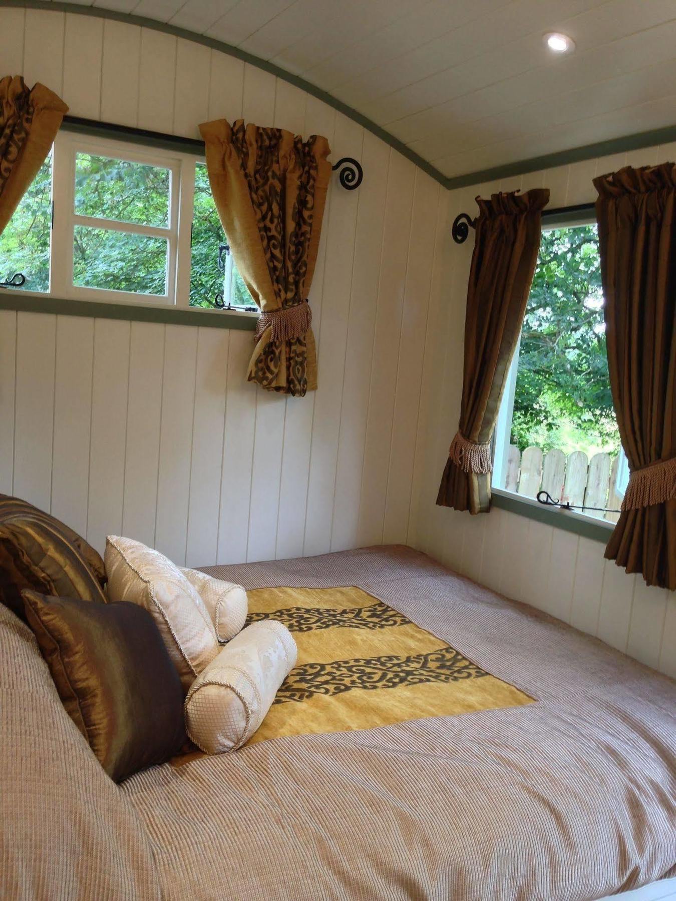 Posh Huts Farmstay Falstone Zewnętrze zdjęcie